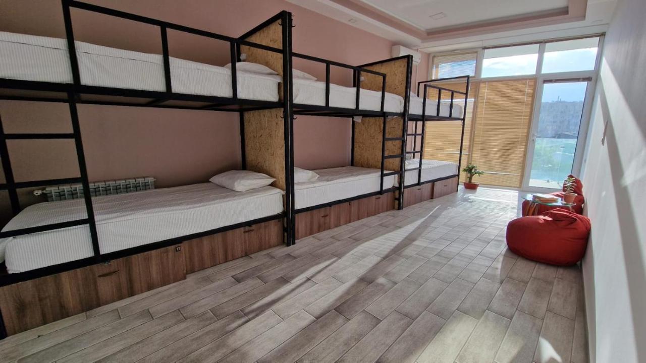 Puzzle Space Hostel Yerevan Ruang foto