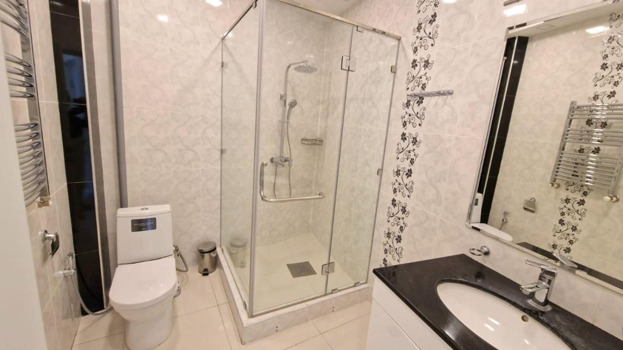 Puzzle Space Hostel Yerevan Bagian luar foto